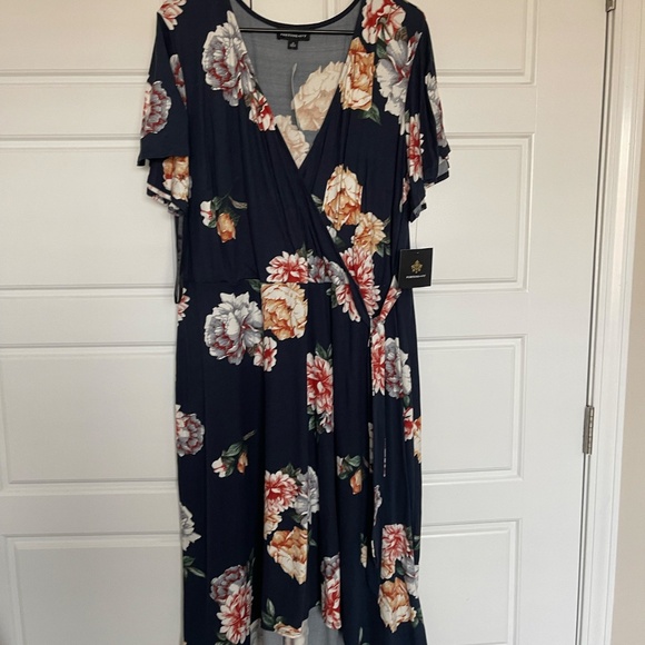 Fortune Ivy Floral brushed wrap maxi dress 3X - Picture 6 of 6